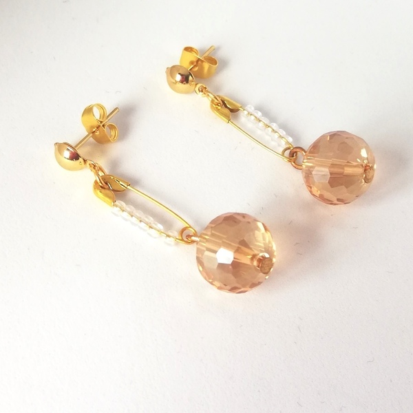 Μικρά χρυσά σκουλαρίκια με μικρές παραμάνες - faux bijoux, φθηνά