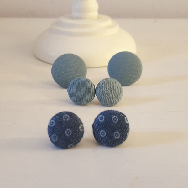 Σκουλαρικια stud απο υφασματινο κουμπια "polka dots" σε τρία χρώματα και δύο μεγέθη. - καρφωτά, φθηνά - 3
