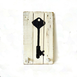 Ξύλινη χειροποίητη κρεμάστρα τοίχου "Κλειδί" 2 θέσεων - κλειδί, οικολογικό, κρεμάστρες, ξύλινα διακοσμητικά τοίχου