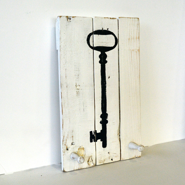Ξύλινη χειροποίητη κρεμάστρα τοίχου "Κλειδί" 2 θέσεων - κλειδί, οικολογικό, κρεμάστρες, ξύλινα διακοσμητικά τοίχου - 2