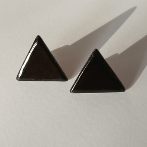 Τρίγωνα σκουλαρίκια Α7 medium glossy black