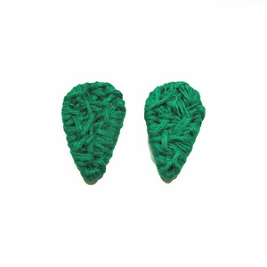 Σκουλαρίκια σταγόνες πράσινες - σταγόνα, χειροποίητα, must αξεσουάρ, καρφωτά, πλεκτά