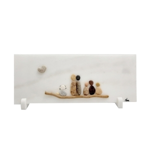 Μάρμαρο επιτραπέζιο με βότσαλα και θαλασσόξυλα, οικογένεια (25x10cm) - πέτρα, δώρα γάμου, δώρα επετείου, δώρα γενεθλίων, διακοσμητικά
