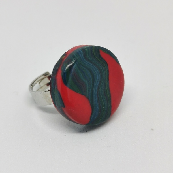 Δαχτυλίδι από πηλό γκρι-κόκκινο / polymer clay ring - πηλός, χειροποίητα, μεγάλα, αυξομειούμενα, φθηνά - 4