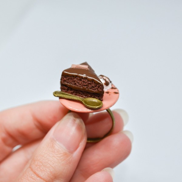 Chocolate cake ring! - πηλός, χειροποίητα, γλυκά, αυξομειούμενα, φθηνά - 3