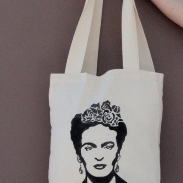 *Frida* tote bag, ζωγραφισμένη στο χέρι - ύφασμα, ζωγραφισμένα στο χέρι, ώμου, μεγάλες, all day, frida kahlo, tote, πάνινες τσάντες, φθηνές