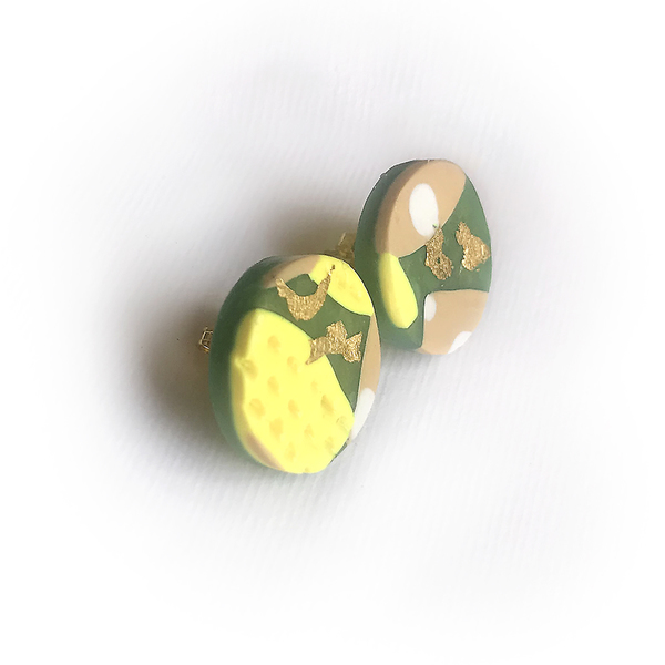 Σκουλαρίκια από πολυμερικό πηλό σε πράσινο κίτρινο χρυσό - 2 εκ - πηλός, καρφωτά, μικρά, faux bijoux - 2