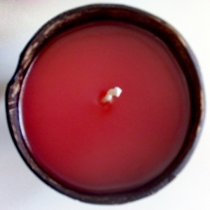 Χειροποίητο κερί σε φυσικό φλοιό καρύδας - δώρο, διακόσμηση, μπολ, αρωματικά κεριά