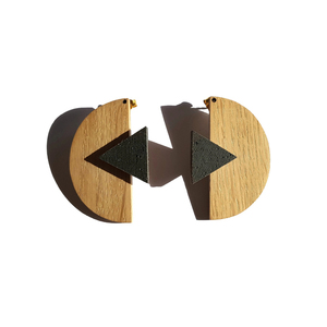 χειροποίητο κοντό σκουλαρίκι chorus - ξύλο, επιχρυσωμένα, τσιμέντο, καρφωτά