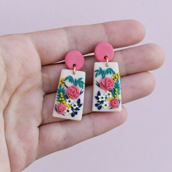 "Pink garden"- Χειροποίητα σκουλαρίκια καρφωτά με λουλούδια (πηλός, ατσάλι) - δώρο, πηλός, λουλούδι, ατσάλι, boho, κρεμαστά - 2