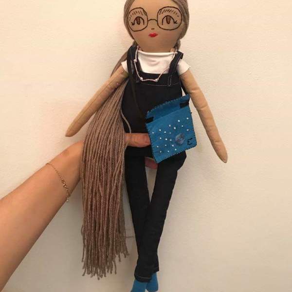 Χειροποίητη κούκλα με κεντημένα χαρακτηριστικά προσώπου και ρούχα φτιαγμένα το χέρι. - κορίτσι, χειροποίητα, δώρα γενεθλίων, για παιδιά, προσωποποιημένα - 5