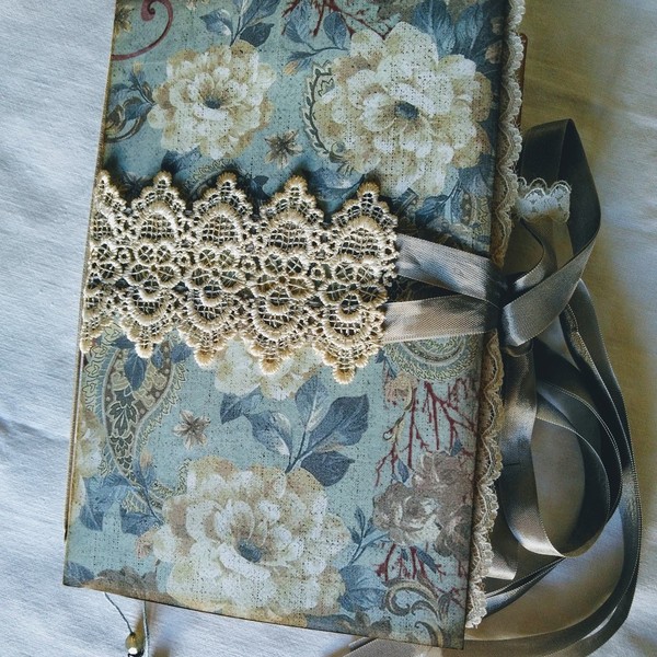 Journal book lace