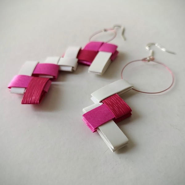 Σύνθεση με τετράγωνα_ροζ-λευκά σκουλαρίκια - μακριά, κρεμαστά, μεγάλα σκουλαρίκια - 2