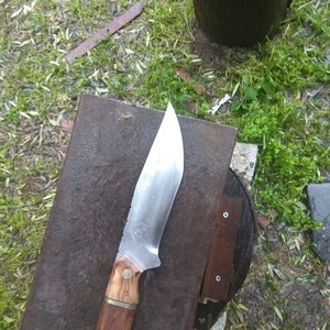Κυνηγετικό μαχαίρι με δερμάτινη θήκη - 4