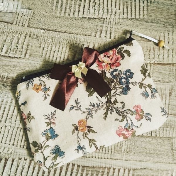 Τσαντάκι- νεσεσέρ vintage με λουλούδια και φιόγκο κορδέλα. - φιόγκος, vintage, φλοράλ, χειρός, μικρές, φθηνές - 2