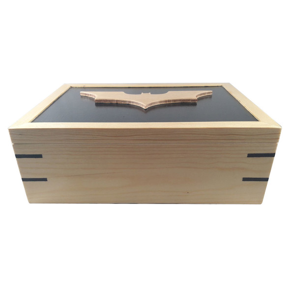 Χειροποίητο ξύλινο κουτί Batman Dark Knight - κουτί, ξύλινα διακοσμητικά - 2