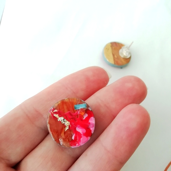 Μικρά στρογγυλά σκουλαρίκια ζωγραφισμένα στο χέρι - ζωγραφισμένα στο χέρι, πηλός, καρφωτά, μικρά, δώρα για γυναίκες - 5