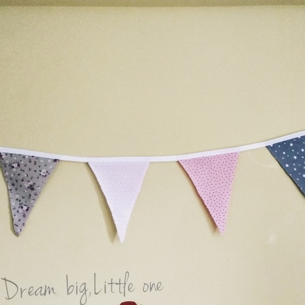 Banner, τριγωνικά σημαιάκια, γιρλάντα για διακόσμηση παιδικού δωματίου με αστεράκια, πουά και λουλουδάκια. - αστέρι, πουά, γιρλάντες - 5