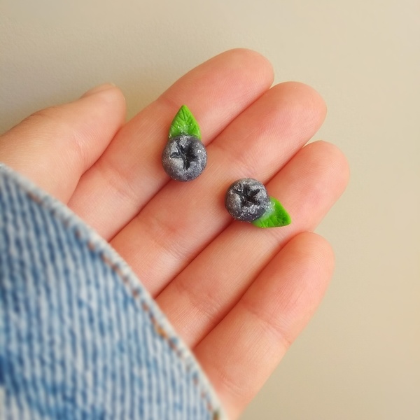 Blueberries καρφωτά σκουλαρίκια - πηλός, απαραίτητα καλοκαιρινά αξεσουάρ, καρφωτά, μικρά, μινιατούρες φιγούρες - 3