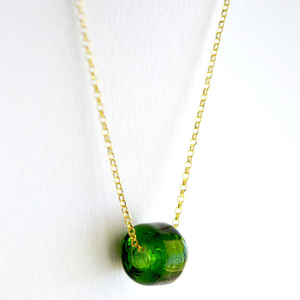 Κολιέ πράσινη ροδέλα γυάλινη, αλυσίδα 925 επίχρυση - charms, επιχρυσωμένα, ασήμι 925, κοντά