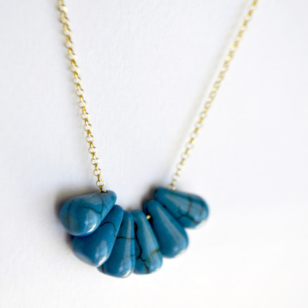 Κολιέ δάκρυα μπλε χαολίτη, αλυσίδα 925 επίχρυση - ασήμι, ημιπολύτιμες πέτρες, επιχρυσωμένα, ασήμι 925, κοντά