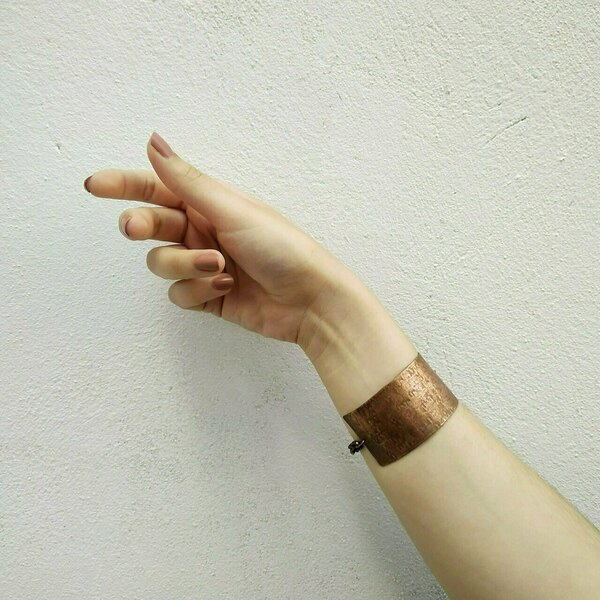 Χειροπέδα - φαρδύ βραχιόλι από χαλκό, εξ ολοκλήρου χειροποίητο - χαλκός, χειροποίητα, χειροπέδες, αυξομειούμενα, φαρδιά - 3