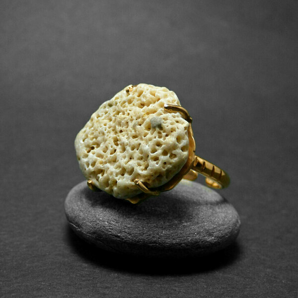 " Golden Milos Island Ring " - Χειροποίητο επίχρυσο δαχτυλίδι με βότσαλο από το Σαρακίνικο της Μήλου! - ημιπολύτιμες πέτρες, επιχρυσωμένα, μικρά, boho, βότσαλα, αυξομειούμενα, φθηνά - 2