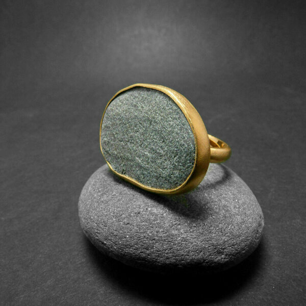" River stone ring " - Xειροποίητο επίχρυσο δαχτυλίδι με βότσαλο από ποτάμι! - ημιπολύτιμες πέτρες, επιχρυσωμένα, μικρά, μικρά, boho, boho, βότσαλα, αυξομειούμενα, φθηνά - 2