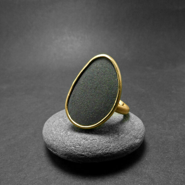 " River stone ring " - Xειροποίητο επίχρυσο δαχτυλίδι με βότσαλο από ποτάμιuyj - ημιπολύτιμες πέτρες, επιχρυσωμένα, μικρά, μικρά, boho, boho, βότσαλα, αυξομειούμενα, φθηνά - 2