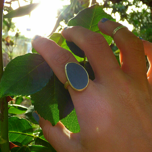 " River stone ring " - Xειροποίητο επίχρυσο δαχτυλίδι με βότσαλο από ποτάμιuyj - ημιπολύτιμες πέτρες, επιχρυσωμένα, μικρά, μικρά, boho, boho, βότσαλα, αυξομειούμενα, φθηνά - 3