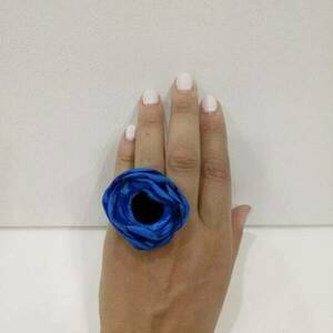 Μια μεγάλη ανεμώνα δαχτυλίδι για τα χέρια σας - ύφασμα, μεγάλα, αυξομειούμενα, φθηνά - 3