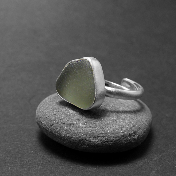 " Silver Seaglass ring" - Xειροποίητο επάργυρο ματ δαχτυλίδι με γυαλάκι της θάλασσας!f - επιχρυσωμένα, μικρά, μικρά, boho, αυξομειούμενα - 2