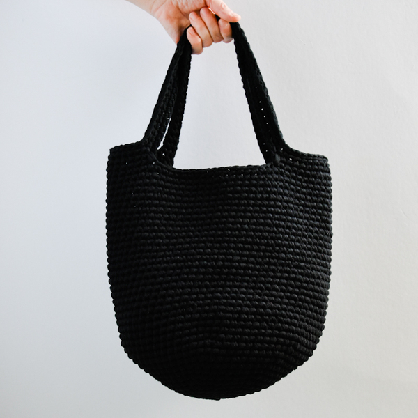 Casual πρωινή τσάντα ώμου σε μαύρο χρώμα - ώμου, μεγάλες, all day, tote, πλεκτές τσάντες, φθηνές - 2