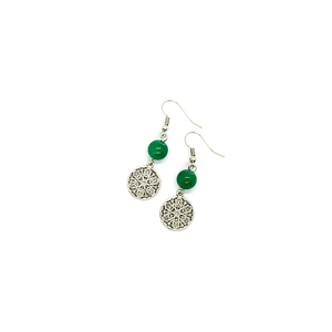 "Green Jasmine Earrings" - Κρεμαστά σκουλαρίκια με μεταλλικά στοιχεία - επάργυρα, φλουρί, πέτρες, μικρά, κρεμαστά, γάντζος