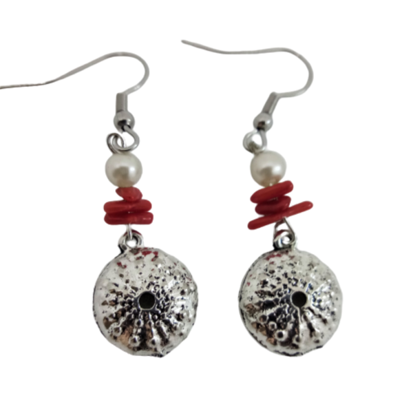 Σκουλαρίκια αχινοί με κοράλλι και πέρλα - σειρά "Summer Breeze " - ημιπολύτιμες πέτρες, ατσάλι, κρεμαστά, πέρλες, δώρα για γυναίκες, φθηνά