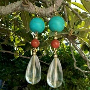 Σκουλαρίκια με χαολίτη και κοράλλι - σειρά "Summer Breeze " - ημιπολύτιμες πέτρες, επιχρυσωμένα, κρεμαστά, γάντζος, δώρα για γυναίκες - 2