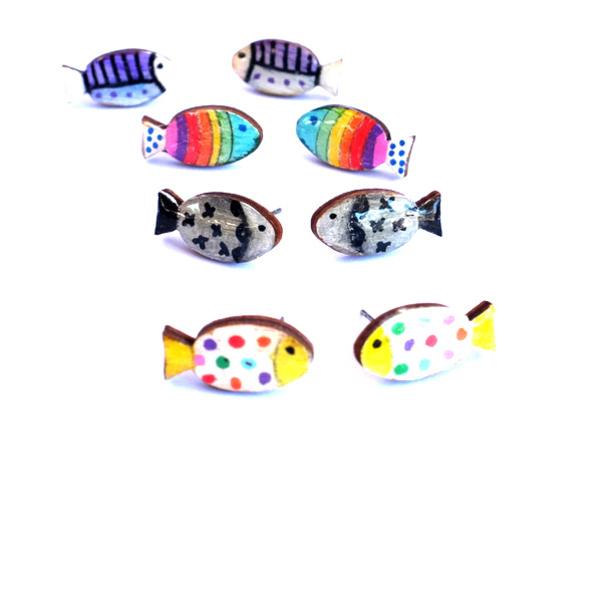 Σκουλαρίκια ξύλινα, πολύχρωμα ψαράκια - ξύλο, ζωγραφισμένα στο χέρι, ψάρι, καρφωτά, μικρά - 4