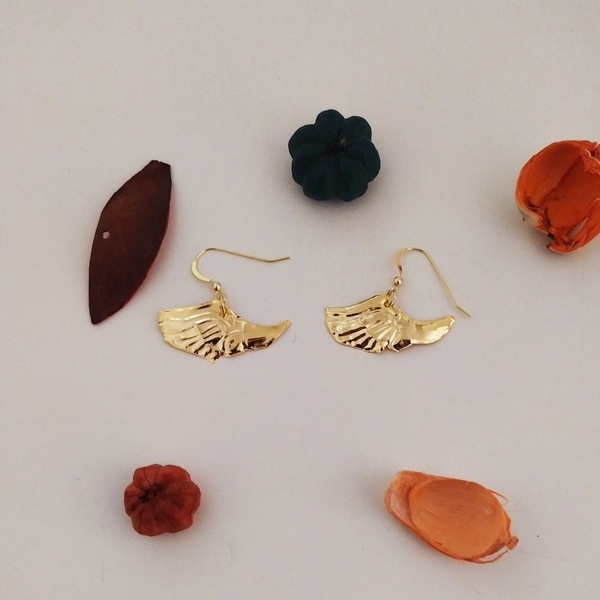 Σκουλαρίκια χρυσα σανδαλια του Ερμη - επάργυρα, μικρά, κρεμαστά - 2