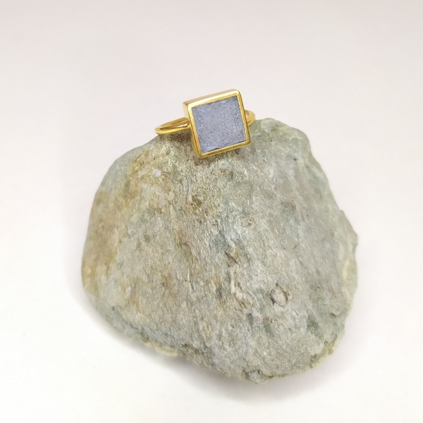Μίνιμαλ δαχτυλίδι με τετράγωνο στοιχείο - επιχρυσωμένα, ορείχαλκος, μικρά, αυξομειούμενα - 3