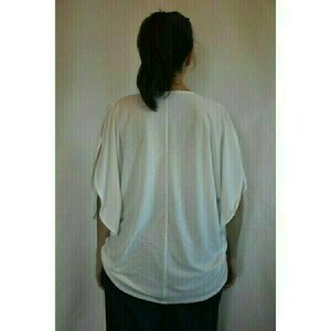 Λευκή μπλούζα - 2