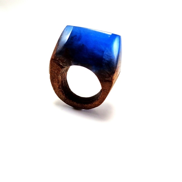 Δαχτυλίδι από υγρό γυαλί και ξύλο σε σκούρο μπλε χρώμα - ξύλο, γυαλί, boho, σταθερά, μεγάλα - 2