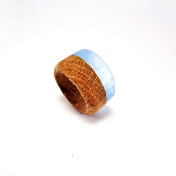 Δαχτυλίδι από υγρό γυαλί και ξύλο - Καφέ-Γαλάζιο - ξύλο, γυαλί, boho, σταθερά, μεγάλα