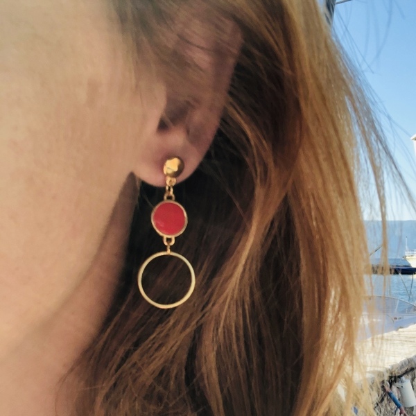 Retro earrings in gold and red - επιχρυσωμένα, κρεμαστά - 4