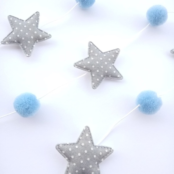 Διακοσμητική Γιρλάντα με γαλάζια Πον Πον και Υφασμάτινα Πουά Αστέρια - αγόρι, αστέρι, γιρλάντες, pom pom, αγορίστικο - 4