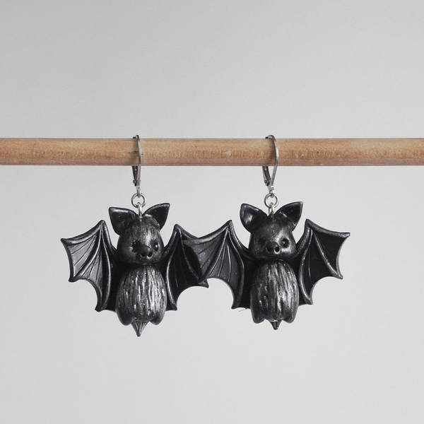Σκουλαρίκια - νυχτερίδες από πολυμερή πηλό_1 - statement, πηλός, halloween, κρεμαστά, polymer clay - 2