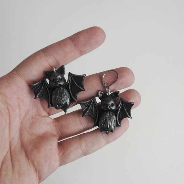 Σκουλαρίκια - νυχτερίδες από πολυμερή πηλό_1 - statement, πηλός, halloween, κρεμαστά, polymer clay - 3