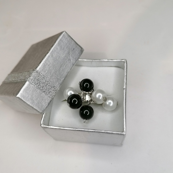 Δαχτυλίδι με χάντρες και μεταλλικη βάση black and white pearl - μαργαριτάρι, χάντρες, μεγάλα, αυξομειούμενα - 2