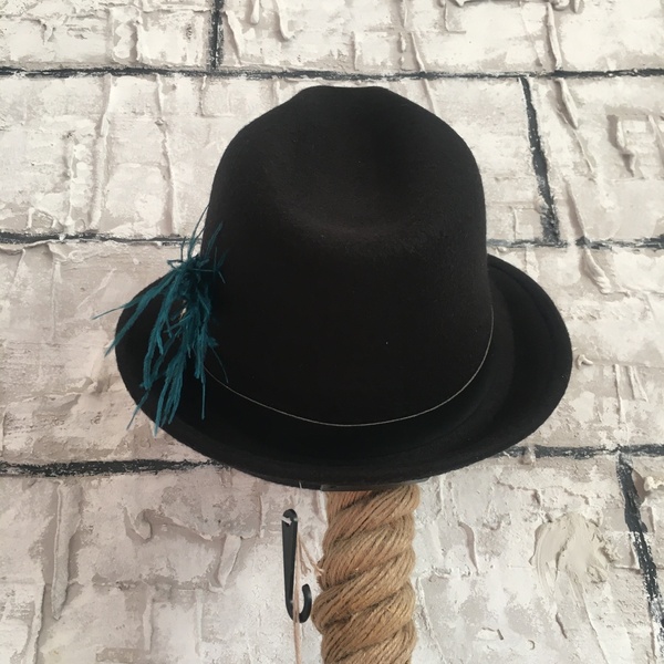 Καπέλο μάλλινο/χειμωνιάτικο- Moulin rouge - μαλλί, φτερό, unisex, καπέλα, unisex gifts - 3