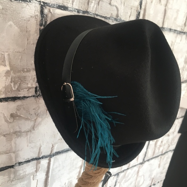 Καπέλο μάλλινο/χειμωνιάτικο- Moulin rouge - μαλλί, φτερό, unisex, καπέλα, unisex gifts - 4