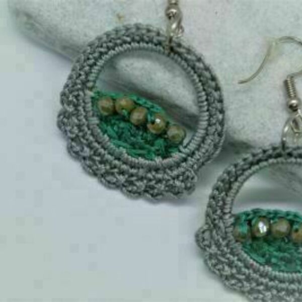 Γυναικεία σκουλαρίκια χειροποίητα - κρεμαστά, μεγάλα, faux bijoux, πλεκτά - 4